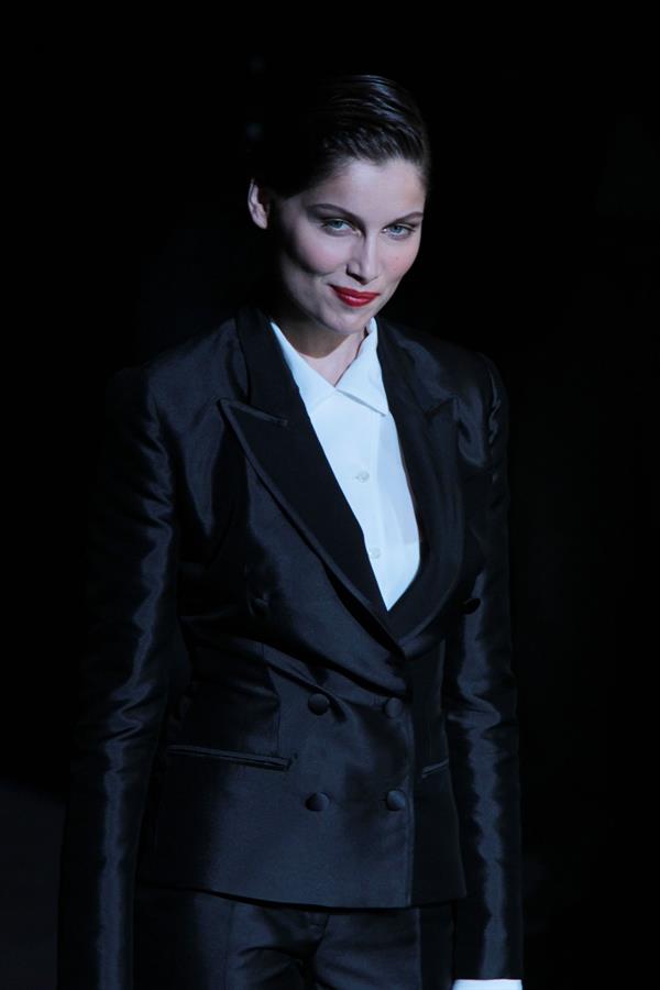 Laetitia Casta Dolce & Gabbana - Front Row - Milan Fashion Week (Sep 23, 2012) 