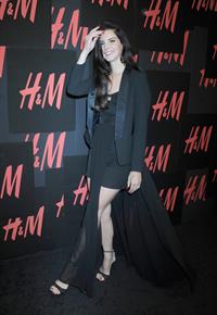 Lana Del Rey H&M concert NYC 9/19/12 