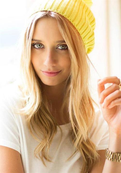 Caitlyn Paterson taking a selfie