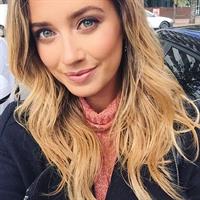 Caitlyn Paterson taking a selfie