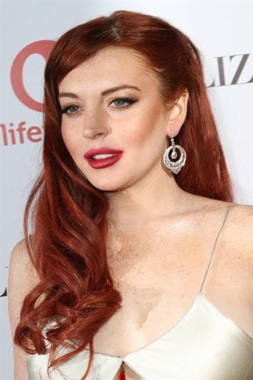 Lindsay Lohan  Liz & Dick  Los Angeles Premiere (November 20, 2012) 