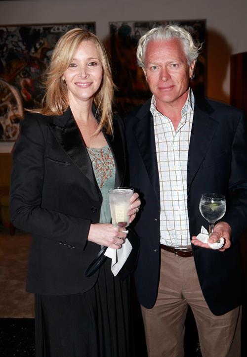 Lisa Kudrow Attends the annual Los Angeles Modernism Show Opening Night Party in Los Angeles (25.04.2013) 