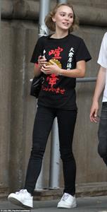 Lily-Rose Depp Pictures Lily-Rose Depp