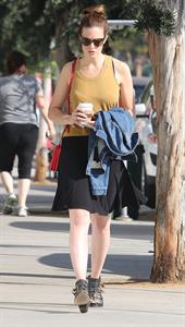 Mandy Moore outside the Coffee Commissary in West Hollywood October 3, 2012 