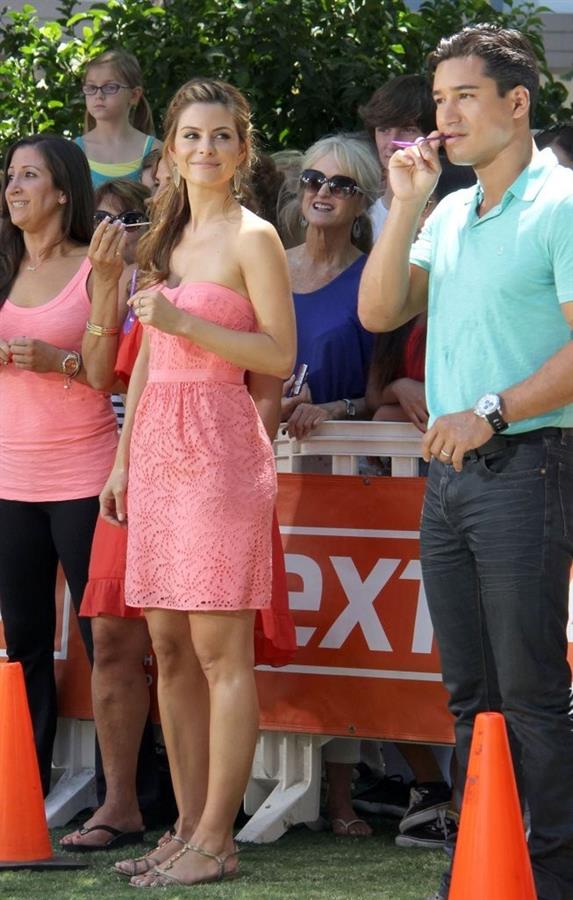 Maria Menounos on the set of 'Extra' at the Grove in LA 08.07.13 