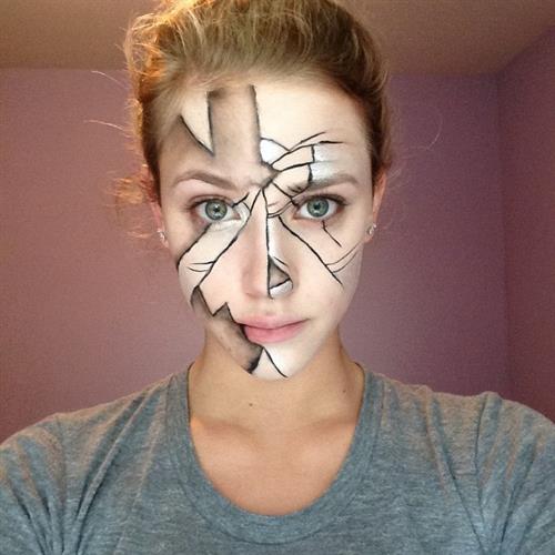 Lili Reinhart taking a selfie