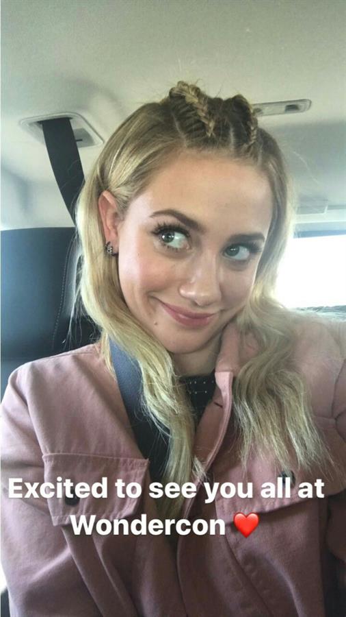 Lili Reinhart taking a selfie