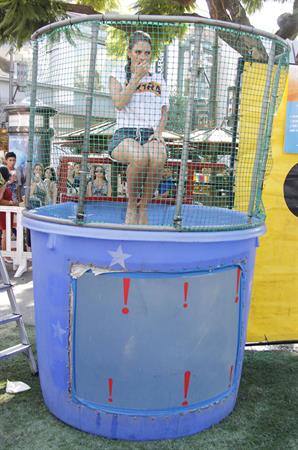 Maria Menounos - At The Grove for Extra Palooza in Los Angeles Sept 10, 2012