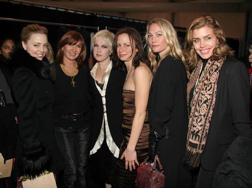 Melissa George 'Nicole Miller' Fashion Show - Mercedes Benz Fashion Week (February 2, 2007) 