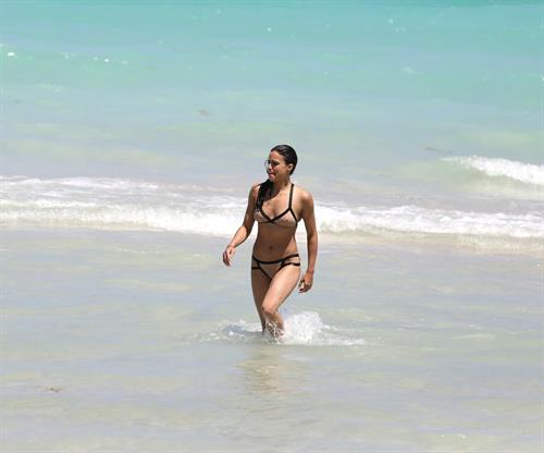 Michelle Rodriguez enjoying the sun at Miami Beach April 26-2013 