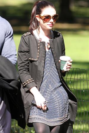 Michelle Trachtenberg on the Set of Gossip Girl in Central Park - September 24, 2012 