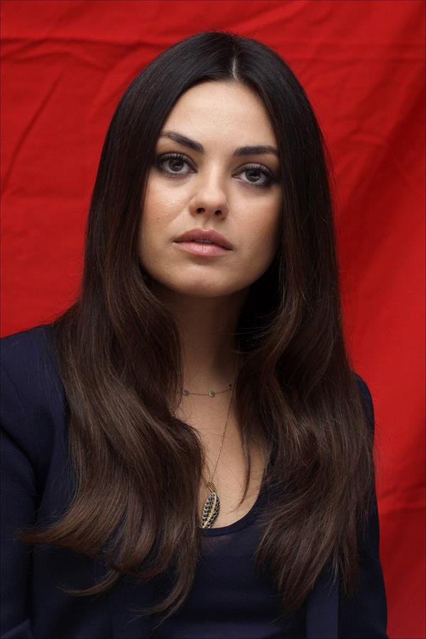 Mila Kunis  OZ: The Great And Powerful  Press Conference, Feb 15, 2013 
