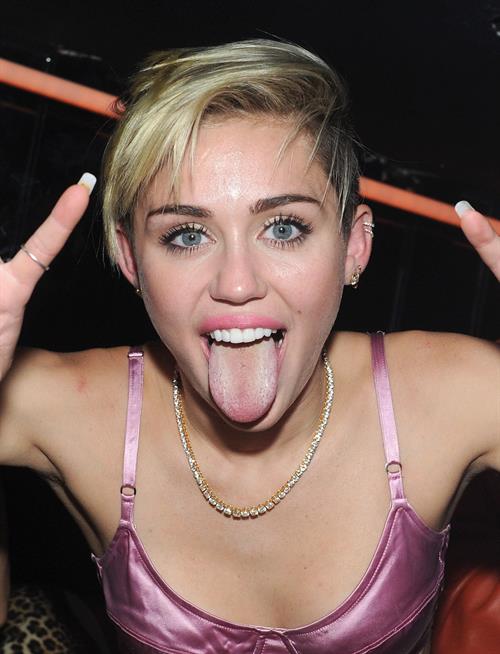 Miley Cyrus – “Bangerz” release party, NYC 10/8/13  