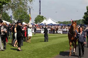 Mischa Barton - Epsom Derby in Epsom, England, June 2, 2012