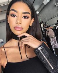 Naressa Valdez taking a selfie