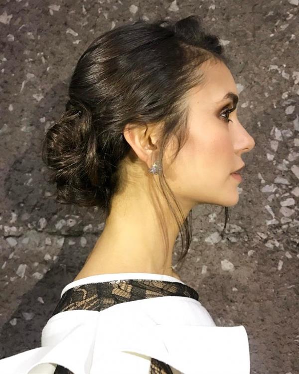 Nina Dobrev