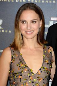 Natalie Portman  Thor: The Dark World  Premiere in Paris 10/23/2013 