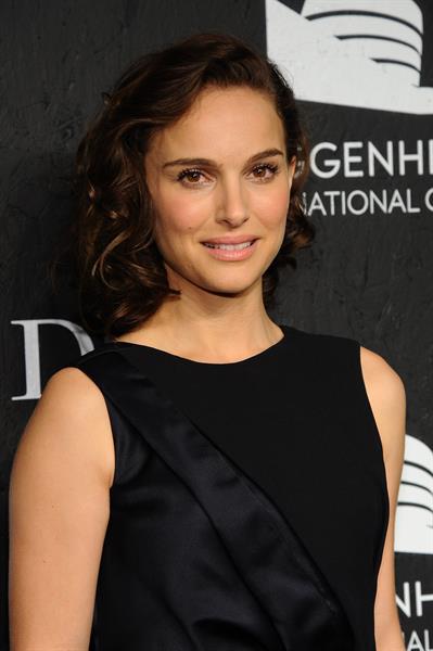 Natalie Portman – Guggenheim International Gala 11/6/13  
