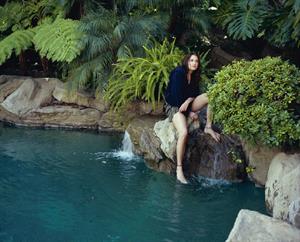 Nikki Reed nice & wet 2005 Elle Girl photoshoot by Gail Albert Halaban 