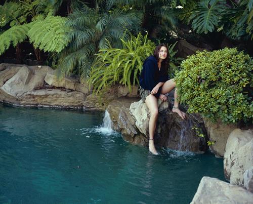 Nikki Reed nice & wet 2005 Elle Girl photoshoot by Gail Albert Halaban 