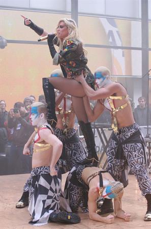 Kesha Performs on the Today Show in New York City (November 20, 2012) 