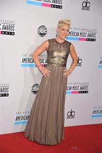 Pink American Music Awards (November 18, 2012) 