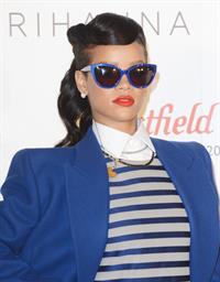 Rihanna Westfield Stratford Lights London Switch On (November 19, 2012) 