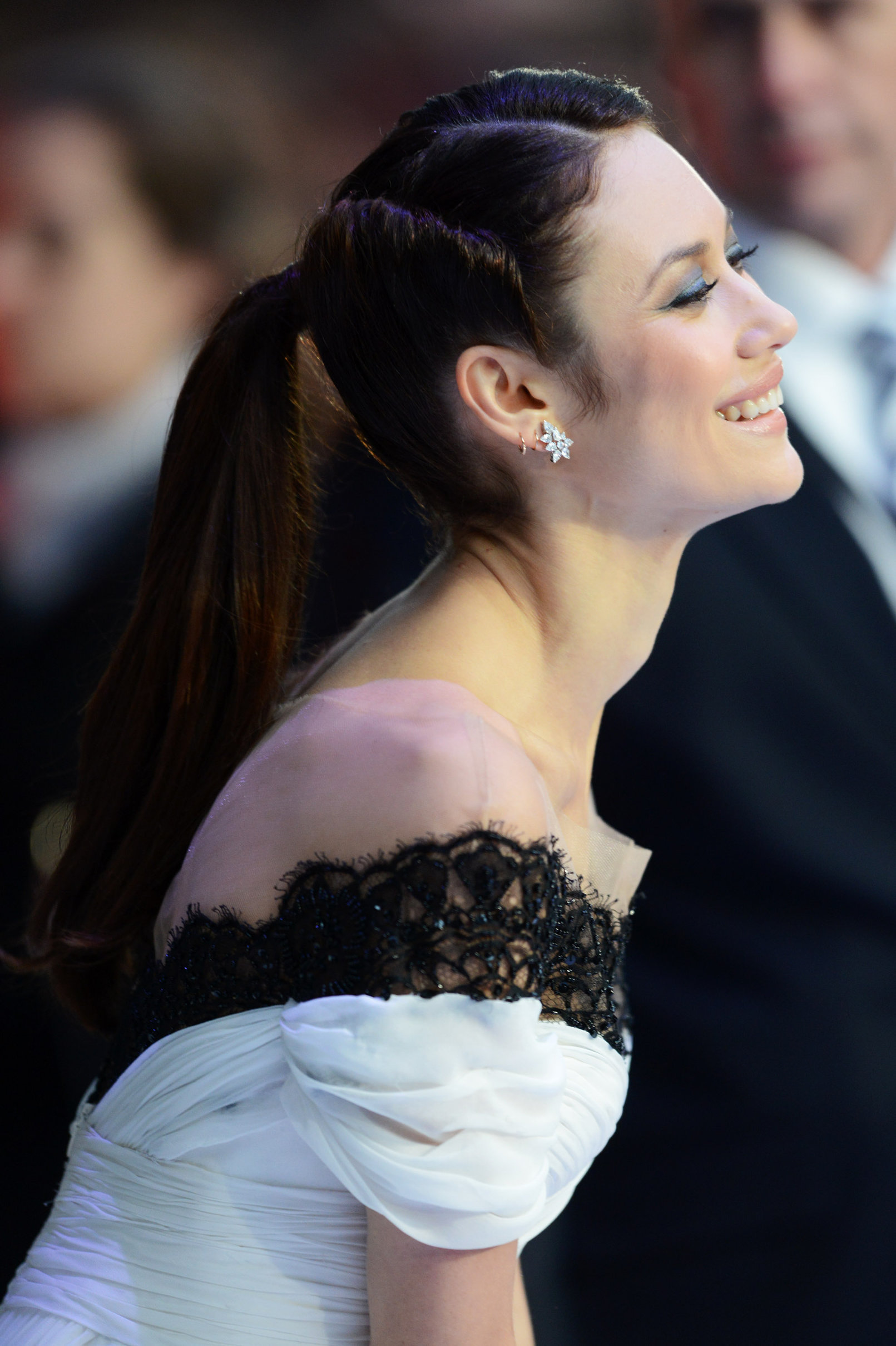 Olga Kurylenko  Oblivion  UK Premiere -- London, Apr. 4, 2013 