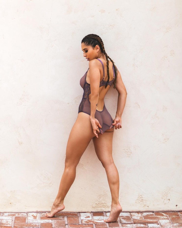 Tianna Gregory in a bikini - ass