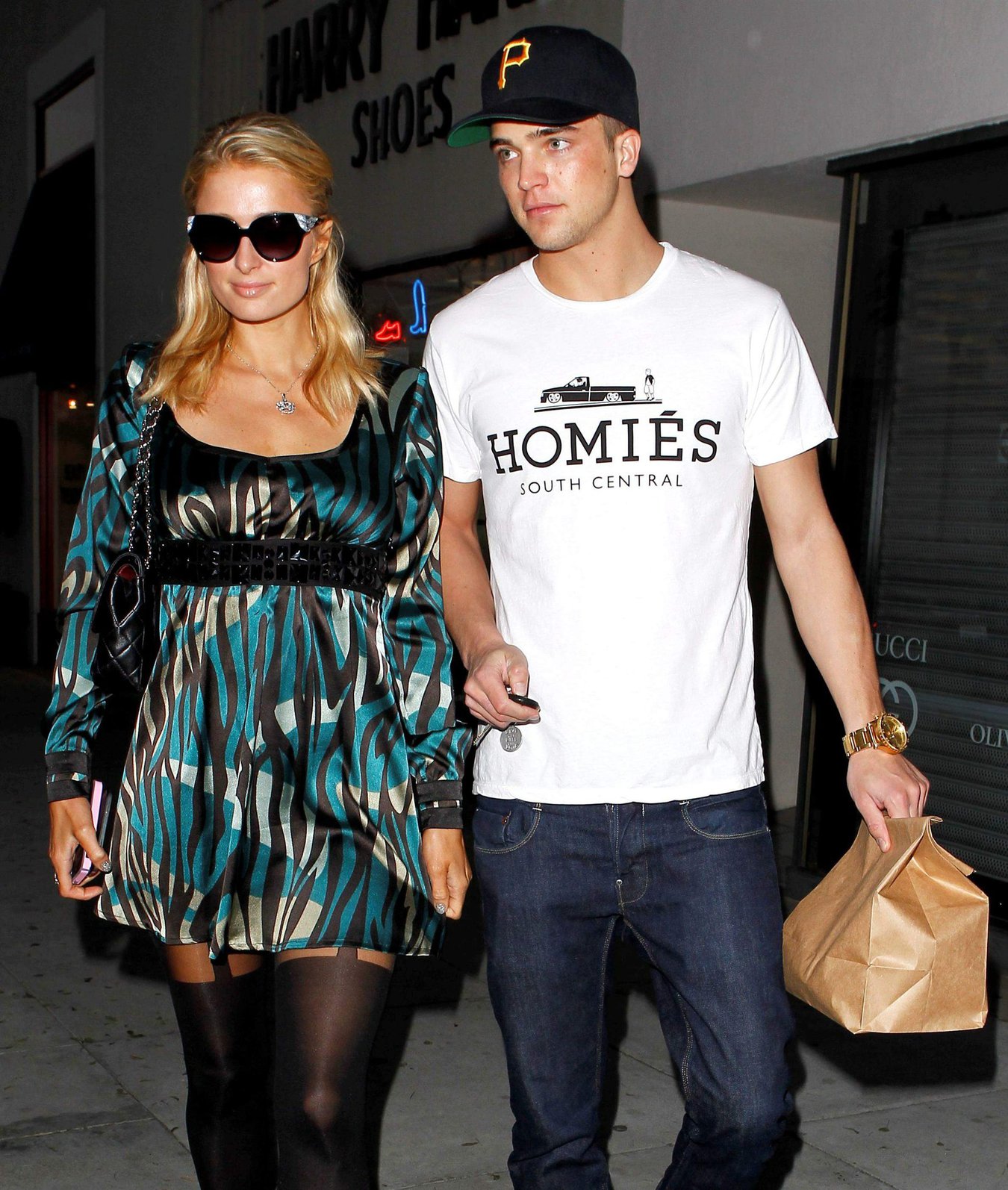 Paris Hilton Stops by Il Pastaio in Beverly Hills March 4, 2013 