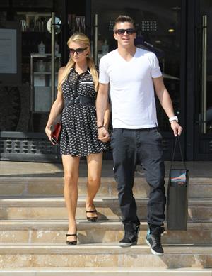 Paris Hilton Shopping at Kitson in Beverly Hills April 5, 2013 