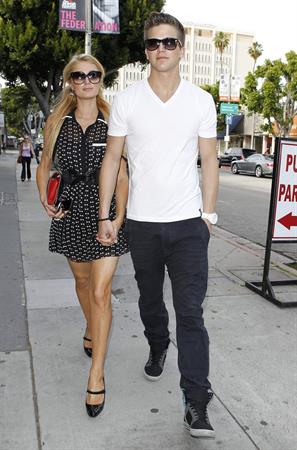 Paris Hilton Shopping at Kitson in Beverly Hills April 5, 2013 
