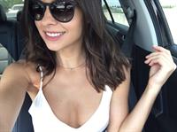 Paris Nichole taking a selfie