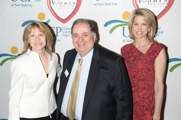 Paula Zahn Attends The 10th Annual Women Who Care Luncheon - NYC - May 5, 2012 