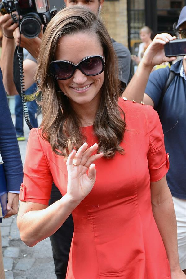 Pippa Middleton - Heading out for Lunch in New York City on September 2, 2012