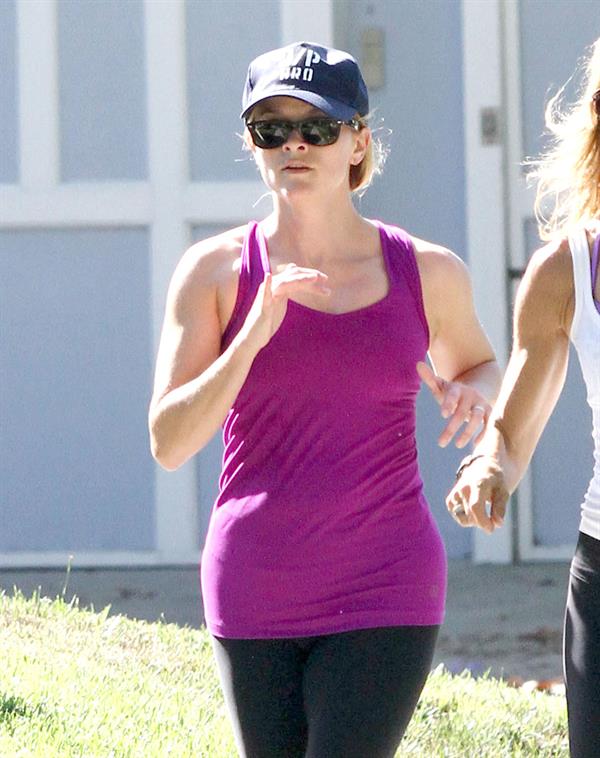 Reese Witherspoon - Jogs with a friend in Brentwood (29.05.2013) 