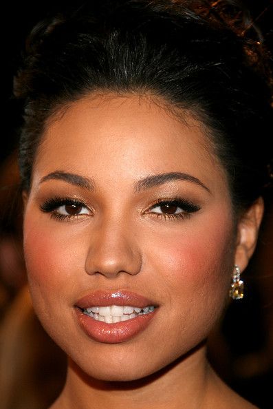 Jurnee Smollett-Bell