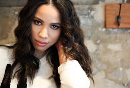 Jurnee Smollett-Bell