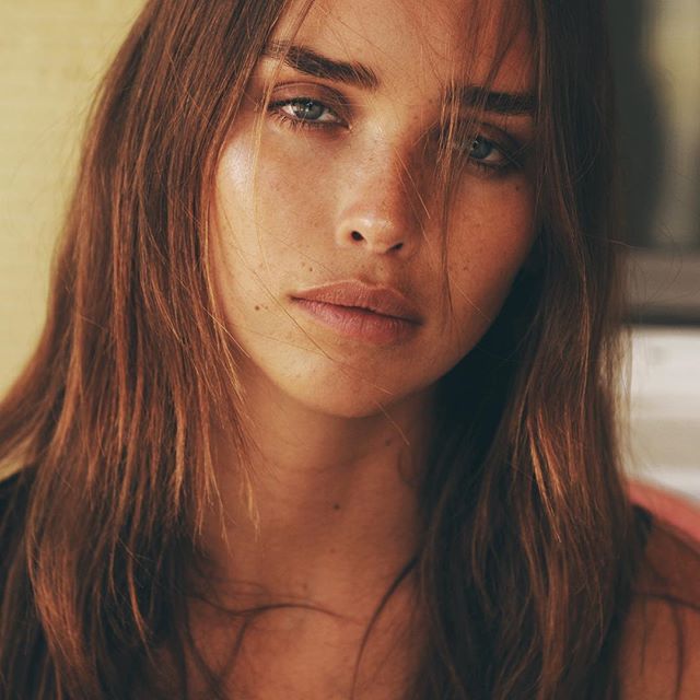 Carolina Sanchez taking a selfie