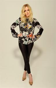 Riley Keough Tribeca Film Festival Portrait Studio - Day 3 (April 21, 2012) 