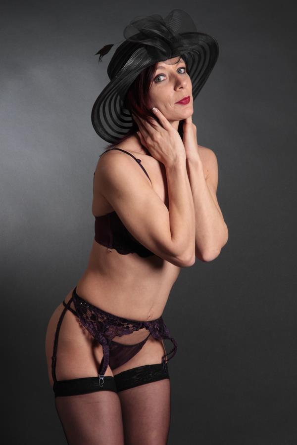 Morgane Dell in lingerie