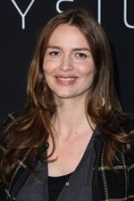 Saffron Burrows  Elysium  Los Angeles Premiere - Westwood, Aug. 7, 2013 