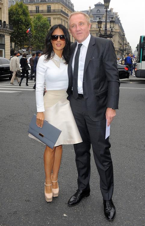 Salma Hayek at the Stella McCartney fashion show at Paris Fashion Week - Sep. 30, 2013 