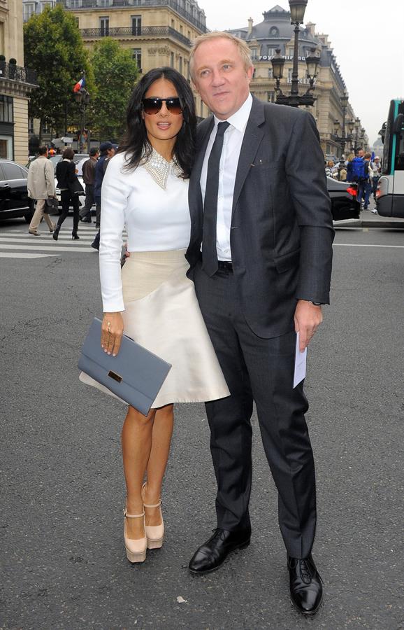 Salma Hayek at the Stella McCartney fashion show at Paris Fashion Week - Sep. 30, 2013 