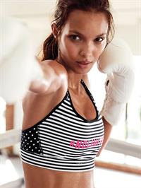 Lais Ribeiro Pictures Lais Ribeiro