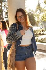 Tammy Curvy College Girl