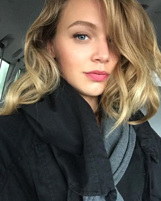 Julianna Sharkey taking a selfie