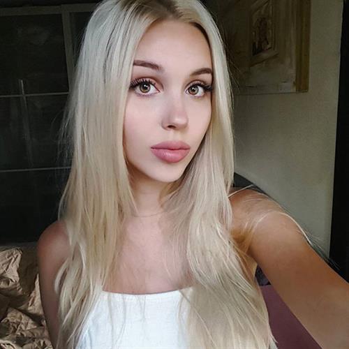 Maria Domark taking a selfie