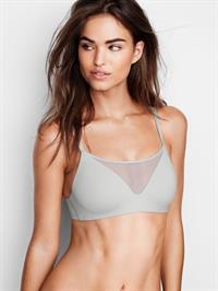 Robin Holzken in lingerie