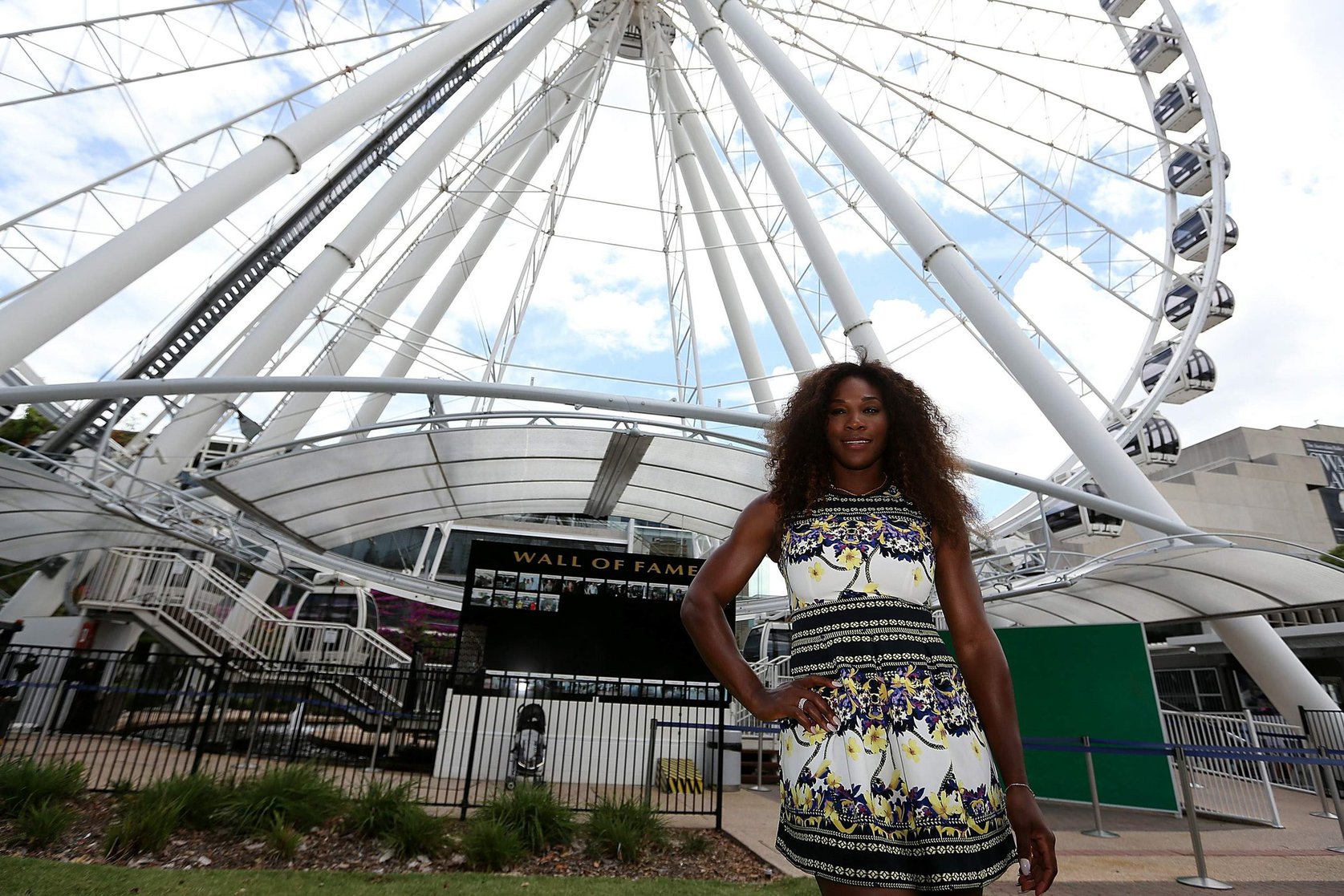 Serena Williams poses for a Photograph at the Wheel of Brisbane in South Bank December 31, 2012 